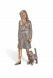 Scultura funeraria Donna con gatto – decorazione tombale – 3D, a terreno, con perni di sotto