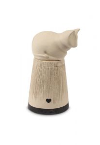 Urna per gatti in ceramica fatta a mano con cuoricino – bianca