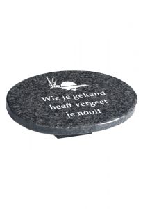 Pietra commemorativa