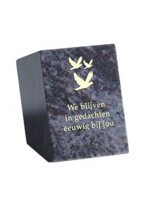 Pietra commemorativa