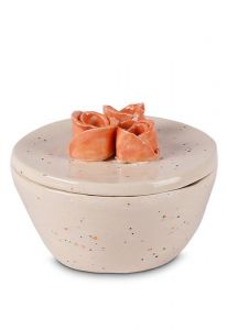 Mini urna cineraria in ceramica avorio con rose arancioni