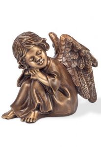 Statua commemorativa Angelo seduto – 3D, a terreno, con perni di sotto