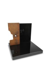 Monumento cinerario Lasciar andare con silhouette e soffione in granito e acciaio Corten